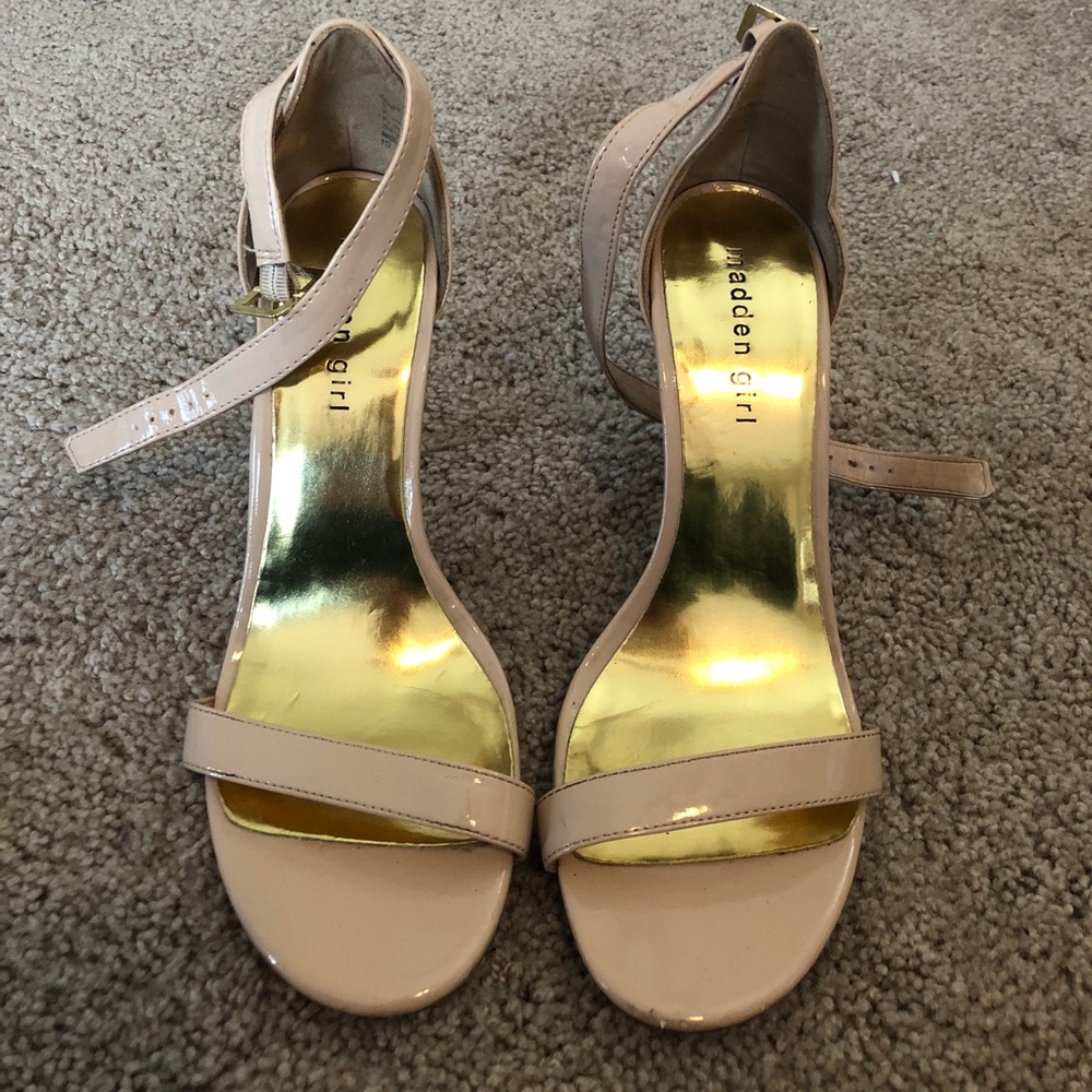 Nude heels